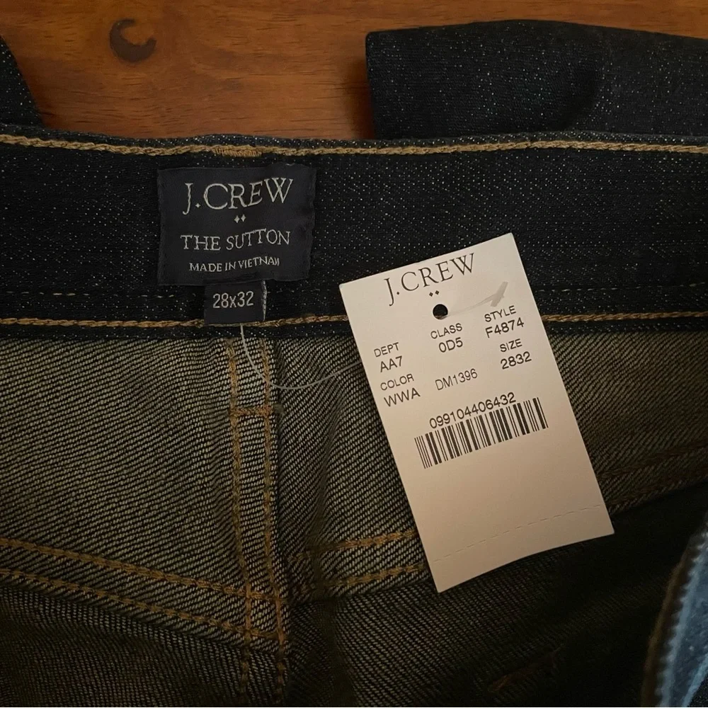 New! J. Crew outlet The Sutton Men's size 28x32 Blue Jeans